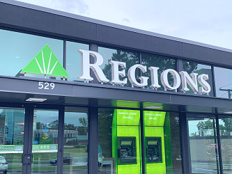 Overdraft fees made up nearly 5% of Regions' revenue in 2020, more than any  other regional bank - al.com